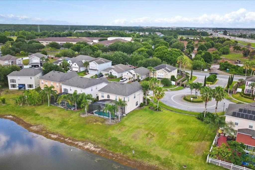 Long Stays! Lakefront - Gated Pool Home Orlando Exteriér fotografie